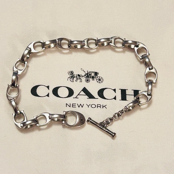 Coach Small Signature Kissing C's Bracelet - Picture 8 of 9